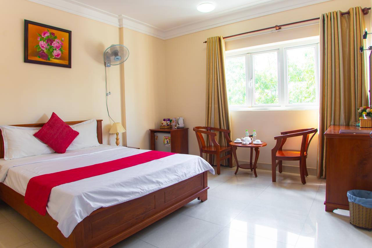 Dong Do Hotel Ho Chi Minh City Exterior photo